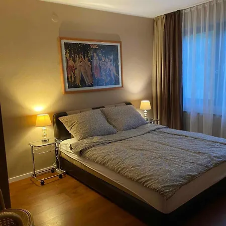 بيت للعطل In 49936 *